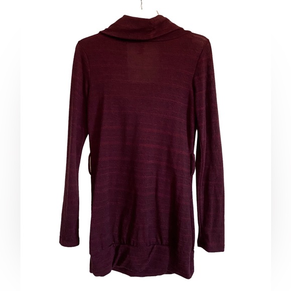 Womens Sweater - Picture 3 of 4